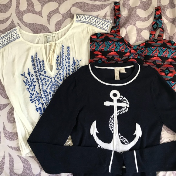 Forever 21 Tops - Forever 21 Tops Bundle Forever 21 Tops - Forever 21 Tops Bundle